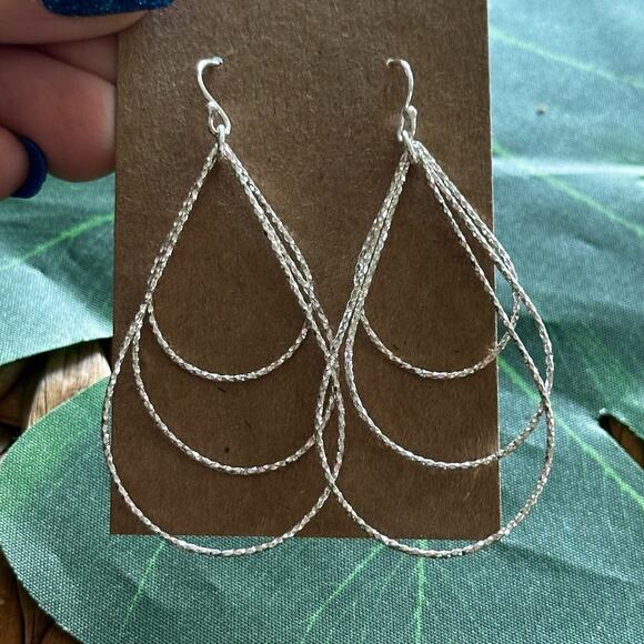 BOGO FREE INTERTWINED EARRINGS - Picture 1 of 5